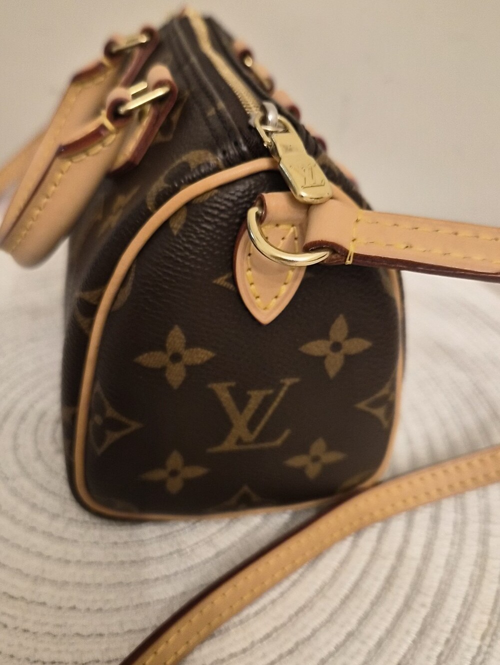 Louis Vuitton Nano Speedy Monogram Crossbody - Picture 2 of 14